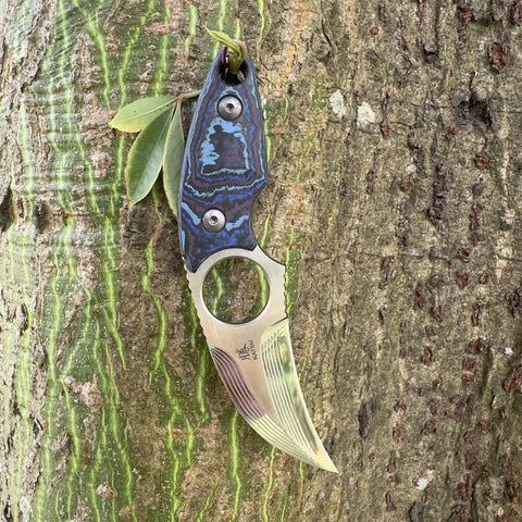 KATSU LUNULE, 17 Layers ZDP-189 Super Steel Mirror Polished Claw Blade, Carbon Fiber Handle, Limited Edition