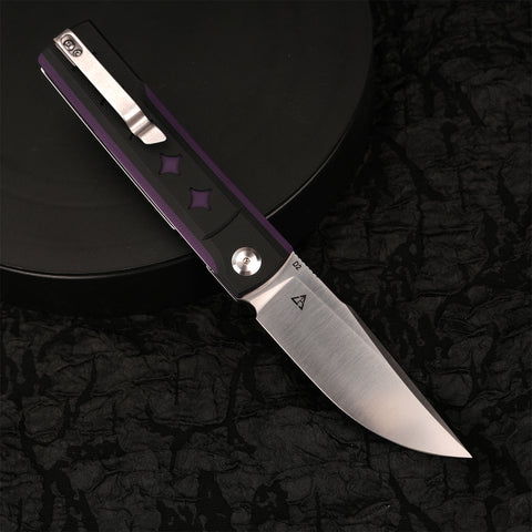 KATSU GENKAI_Kage, Dual-tone Star-shaped Recesses G10 Handle, Satin Finished D2 Steel Blade, Fabian Hobbelen Design